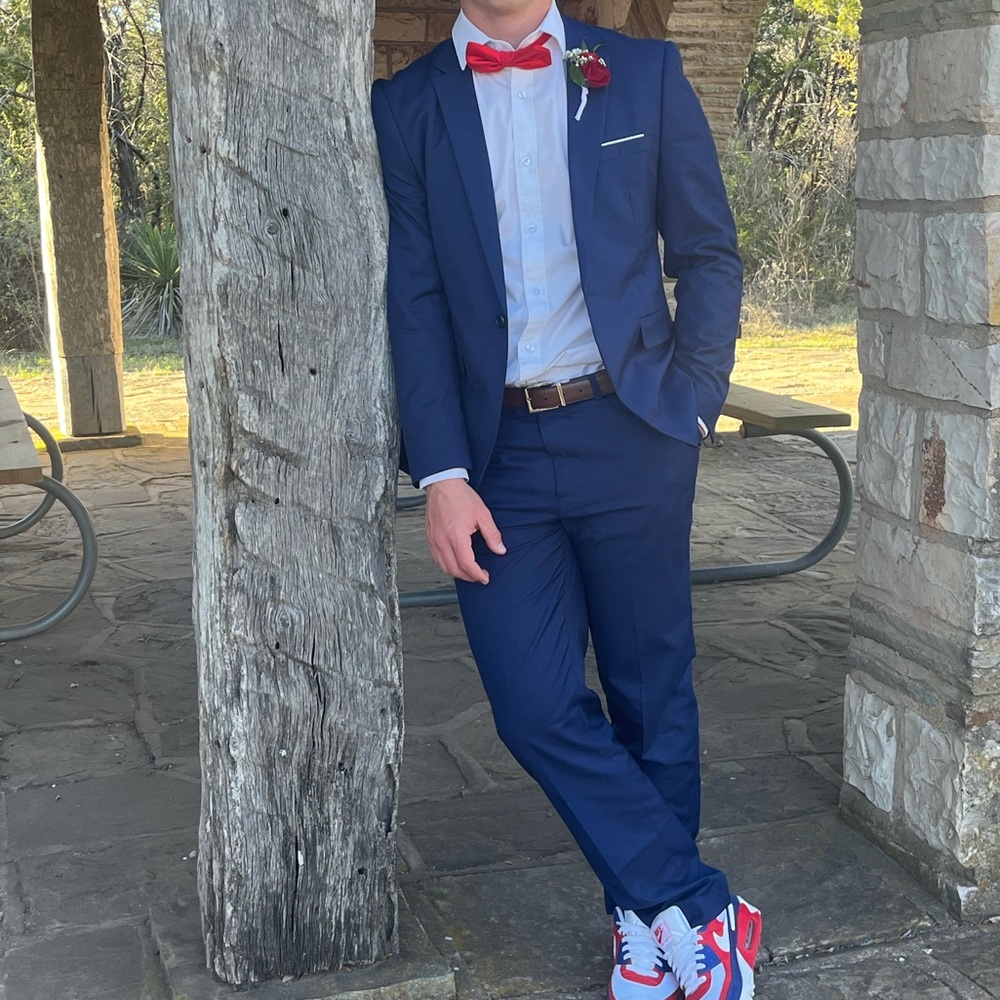 Navy Blue Men’s Suit